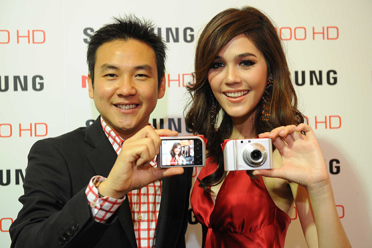 Boonsueb_and_Chompoo