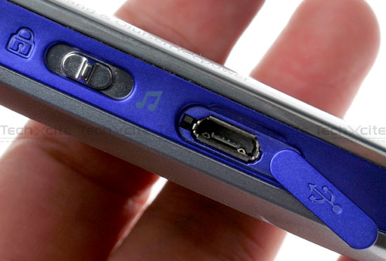 SamsungM7600-012