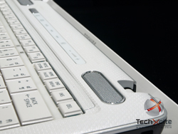 ToshibaM900-011