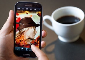 Mobile : ADOBE PHOTOSHOP TOUCH พร้อมให้ดาวน์โหลดแล้วทั้ง iOS และ Android