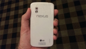 Android: Google Nexus 4 สีขาวพร้อม Android 4.3 จะเปิดตัว 10 มิถุนายนนี้?