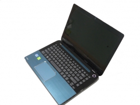 Review : Notebook Toshiba Satellite L40-A สีสันสะดุดตา ราคาสะดุดใจ