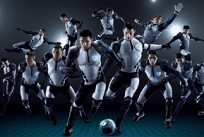 ซัมซุงนำทัพนักฟุตบอลระดับโลกร่วมแคมเปญ “กาแลคซี่ 11” เสนอฟุตบอลรูปแบบใหม่
