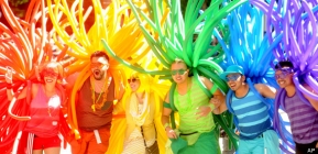 Social: Apple, Facebook, Google ร่วมสนับสนุนชาวรักร่วมเพศในงาน San Francisco Pride!