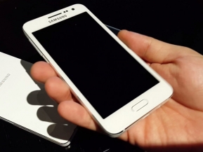 Android: ยังไม่ทันเปิดตัว Samsung Galaxy Alpha A5 และ A3 ก็มีรีวิวให้ชมซะงั้น! (มีคลิป)