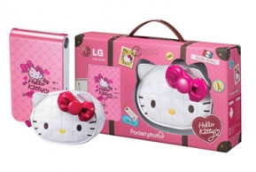 LG Pocket Photo ออกแบบลายเส้นและโทนสีชมพูพร้อมลายเอ็กซ์คลูซีฟของ Hello Kitty