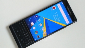 Android: ตามไปดูคลิปแกะกล่องแรก BlackBerry Priv บีบีบนระบบแอนดรอยด์เต็มรูปแบบ! (มีคลิป)