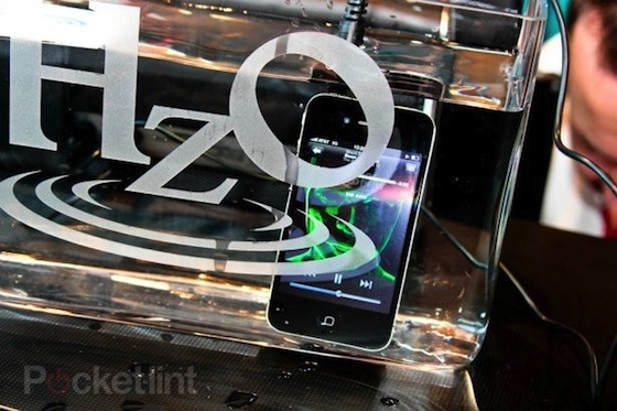 :: iPhone 5: Apple สนพัฒนา iPhone 5 กันน้ำได้เต็มที่แม้จุ่มลงไปทั้งตัวเครื่อง! ::