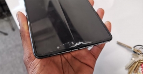 งานเข้าซัมซุง! หลังเครื่องรีวิว Galaxy Fold เจอปัญหาจอพังเพียบ!!