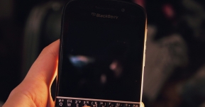 โบกมือลา Blackberry! ปิดตำนานแชท BBM ถาวร พฤษภาคม 2019!