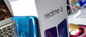 realme Q เผยฟีเจอร์สำคัญที่รุ่นอื่นในราคาระดับเดียวกันไม่มีให้ คือการกันน้ำกันหล่นได้