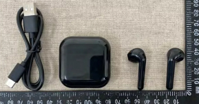 เมื่อ HTC เตรียมสร้างหูฟัง U Ear แต่รูปที่หลุดออกมากับหน้าตาคล้าย AirPod ของ Apple ในเวอร์ชั่นสีดำ!