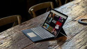 Microsoft Eye Contact ฟีเจอร์ตรวจจับดวงตาด้วย AI จ่อได้ใช้บน Surface Pro X แล้ว