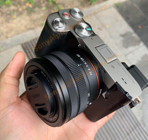 Camera : หลุดภาพกล้องใหม่ Sony A7c พร้อมเลนส์ 28-60mm f/4-5.6