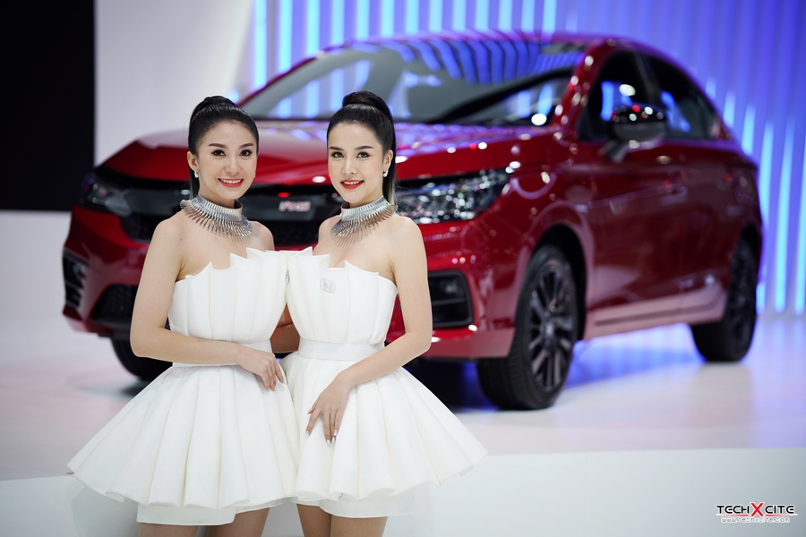 Pretty : Motor Show 2021 ประมวลภาพสาวสวยพริตตี้ "บางกอก อินเตอร์เนชั่นแนล มอเตอร์โชว์ ครั้งที่ 42"