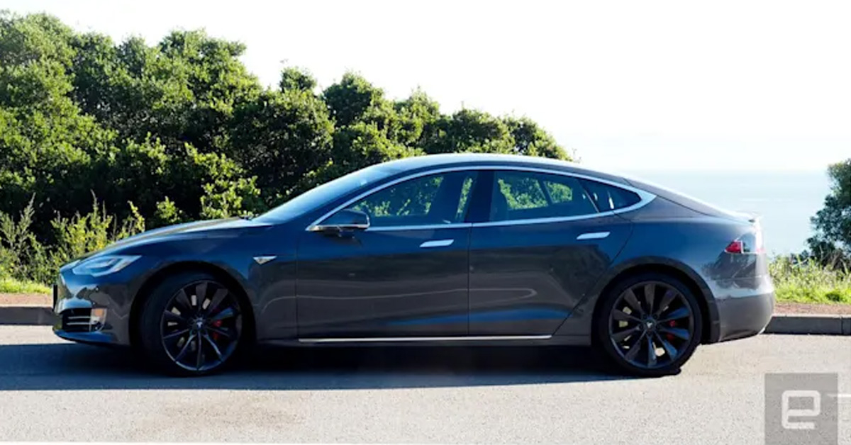 พบชาย 2 คนเสียชีวิตจากอุบัติเหตุบนรถ Tesla Model S ที่ไม่มีคนขับ