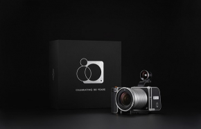Hasselblad เปิดตัวกล้องเฉลิมฉลองครบ 80 ปี กับ Hasselblad 907X Anniversary Kit