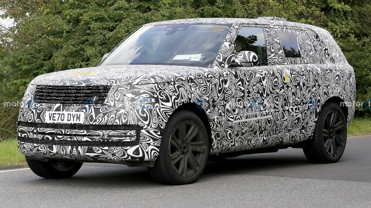 Range Rover Plug in Hybrid ออกวิ่งทดสอบในสนาม Nurburgring เป็นที่เรียบร้อยแล้ว