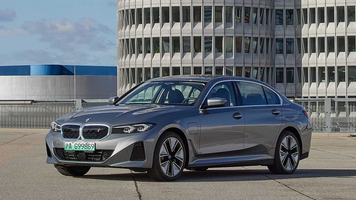 BMW Series 3 EV ตัวยาวเปิดตัวอย่างเป็นทางการที่ประเทศจีนเท่านั้น