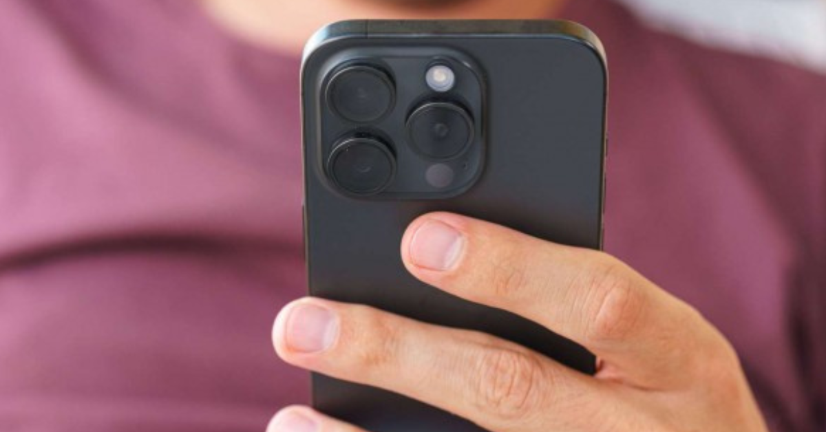 วงในเผย iPhone 16 Pro Max จะได้แบตใหม่ ผู้ใช้ถอดเปลี่ยนเองได้ และได้แบตเยอะขึ้นด้วย