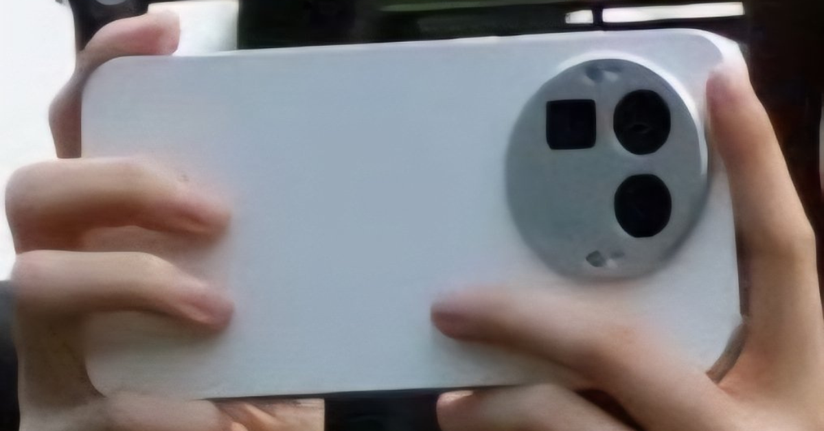 Realme GT 8 Pro เรือธงที่ "เปลี่ยนหน้ากากกล้อง" ได้! สเปกโคตรดุ แบต 7,000mAh ชาร์จ 120W!